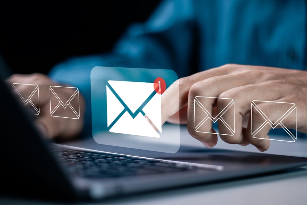 Ziyaretçi analizi ve web trafik raporlama.